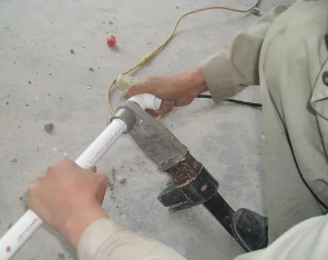 郧西漏水维修电话